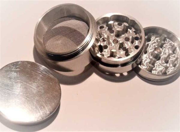 Grinder aluminio para polen ( picadora  hecha de 1 sola pieza)